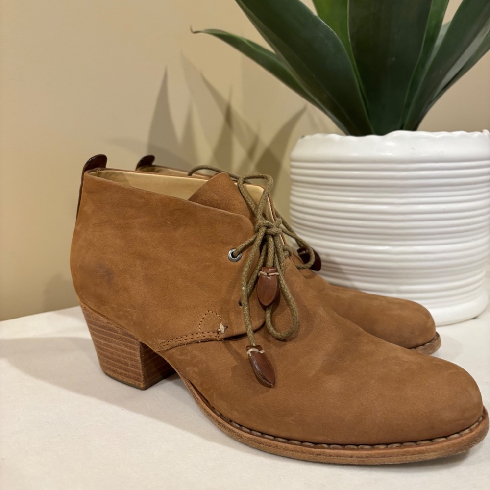 Rag & Bone leather booties, 2" heel, whiskey tan, lace up, sz 39.5 / 8.5 usa